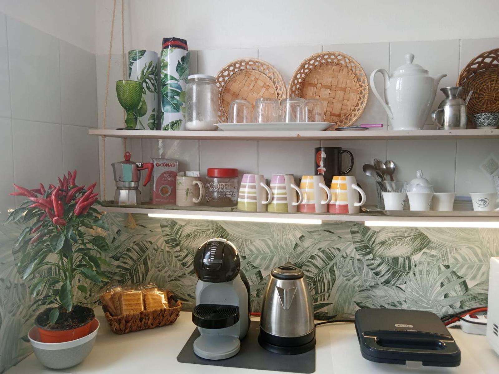 Casa Amari Alla Zisa Hostel ปาแลร์โม ภายนอก รูปภาพ