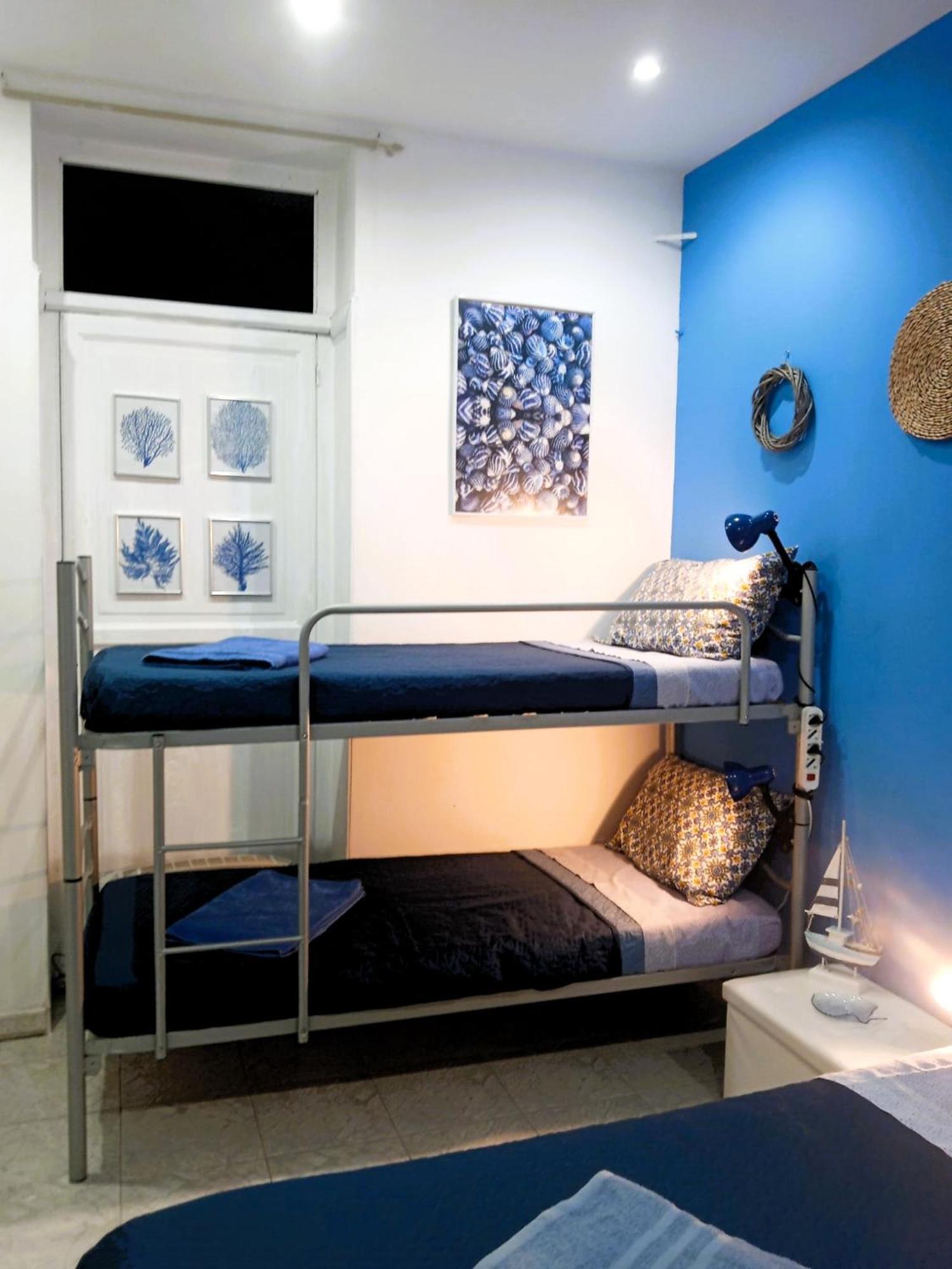 Casa Amari Alla Zisa Hostel ปาแลร์โม ภายนอก รูปภาพ